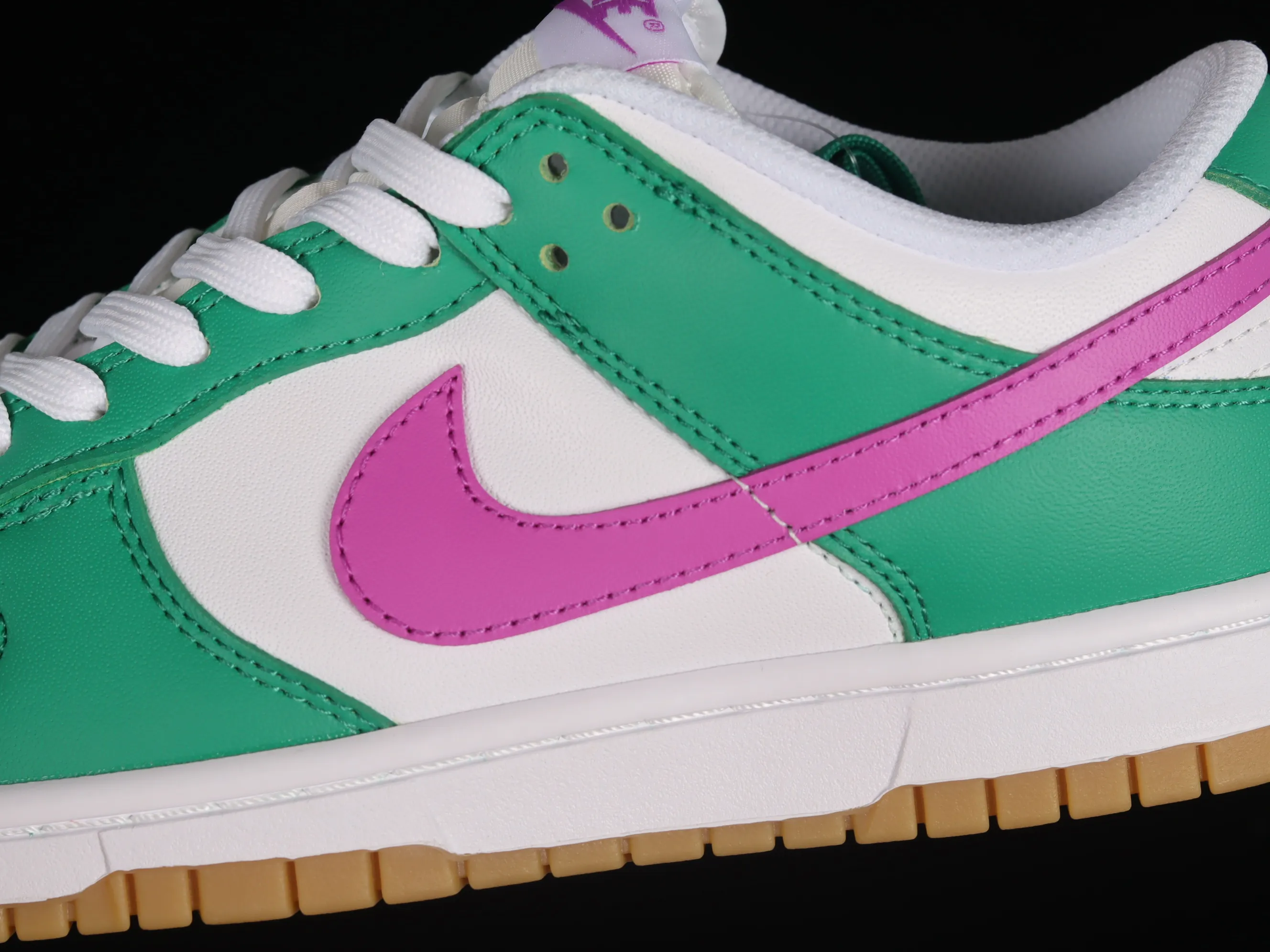 All Categories Nk SB Dunk Series Nk SB Dunk Low Low-top sneakers Nk Dunk Low "Stadium Green and White" Spring Sunshine SB low-top sports and leisure sneakers FD9922-151